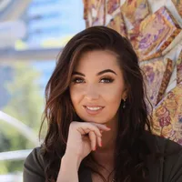 María Builanova